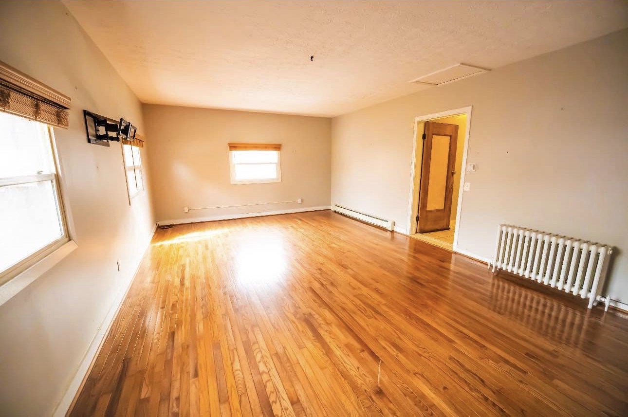 128 Meigs Street - Down